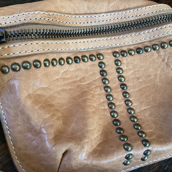 Sundance Leather Rivet Crossbody Shoulder Bum Bag - Picture 4 of 5